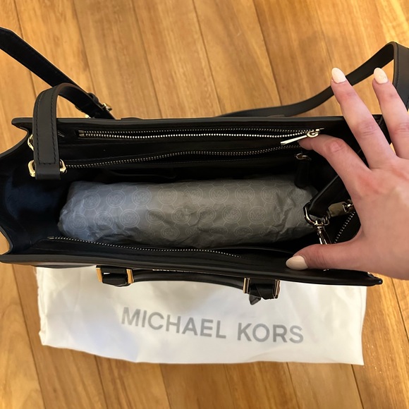 Michael Kors Black Handbag Lightly Used - Picture 4 of 4